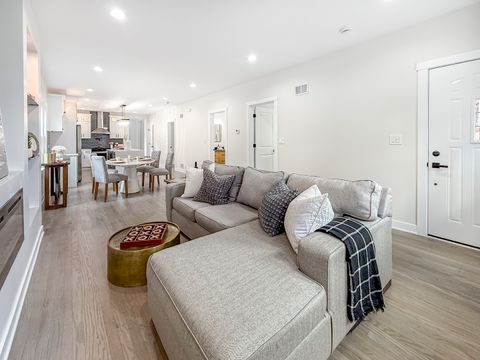 Tiny photo for 3128 Arthur Avenue, Brookfield, IL 60513 (MLS # 12517645)