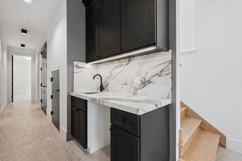 Tiny photo for 2214 W Oakdale Avenue, Chicago, IL 60618 (MLS # 12631693)