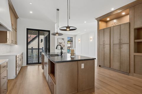 Tiny photo for 2214 W Oakdale Avenue, Chicago, IL 60618 (MLS # 12631693)