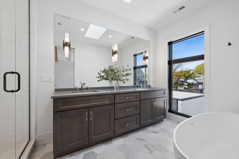 Tiny photo for 2214 W Oakdale Avenue, Chicago, IL 60618 (MLS # 12631693)