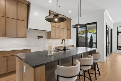 Tiny photo for 2214 W Oakdale Avenue, Chicago, IL 60618 (MLS # 12631693)