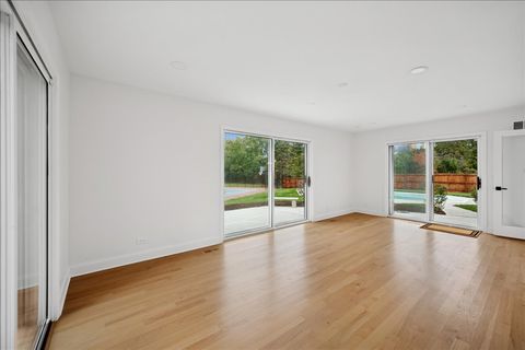 Tiny photo for 2005 Keats Lane, Highland Park, IL 60035 (MLS # 12502724)