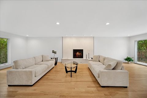 Tiny photo for 2005 Keats Lane, Highland Park, IL 60035 (MLS # 12502724)