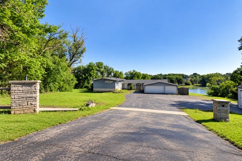 Tiny photo for 24072 W Hawthorne Lane, Antioch, IL 60002 (MLS # 12758403)