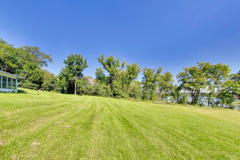 Tiny photo for 24072 W Hawthorne Lane, Antioch, IL 60002 (MLS # 12758403)