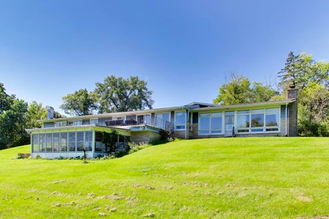 Tiny photo for 24072 W Hawthorne Lane, Antioch, IL 60002 (MLS # 12758403)