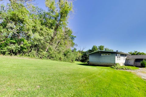 Tiny photo for 24072 W Hawthorne Lane, Antioch, IL 60002 (MLS # 12758403)