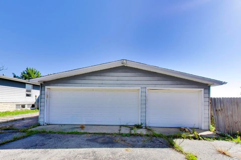Tiny photo for 24072 W Hawthorne Lane, Antioch, IL 60002 (MLS # 12758403)