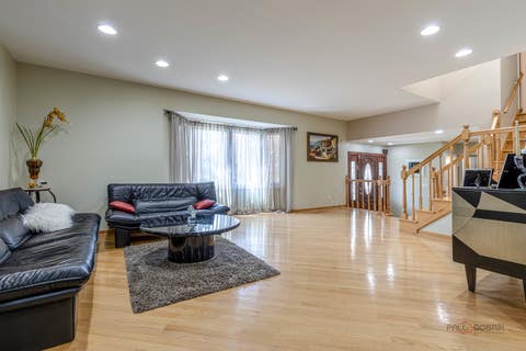 Tiny photo for 409 Chicory Lane, Buffalo Grove, IL 60089 (MLS # 12676211)