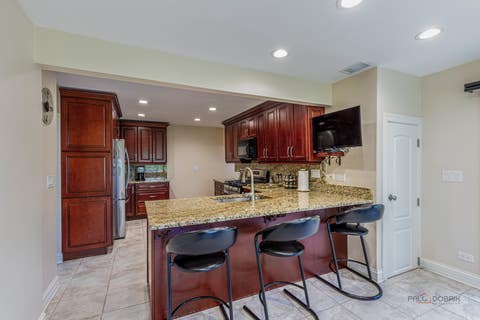 Tiny photo for 409 Chicory Lane, Buffalo Grove, IL 60089 (MLS # 12676211)