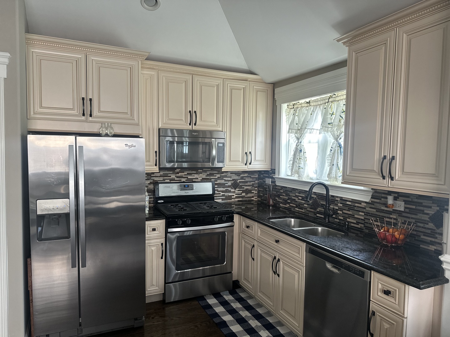 3715 W 70th Street