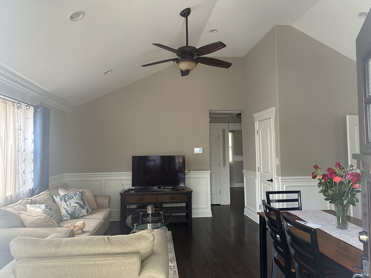 3715 W 70th Street