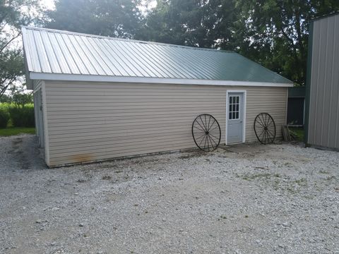 Tiny photo for 1377 N County Road 750 Road, Toledo, IL 62468 (MLS # 12687696)