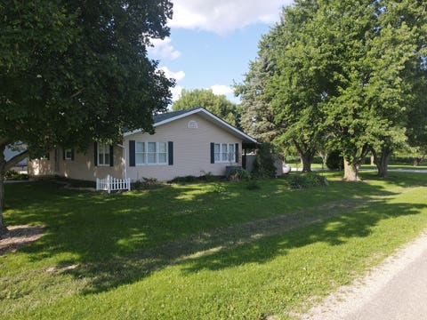 Tiny photo for 1377 N County Road 750 Road, Toledo, IL 62468 (MLS # 12687696)