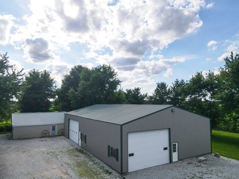 Tiny photo for 1377 N County Road 750 Road, Toledo, IL 62468 (MLS # 12687696)