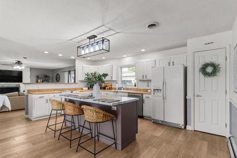 Tiny photo for 408 E Victory Street, Sidney, IL 61877 (MLS # 12604040)