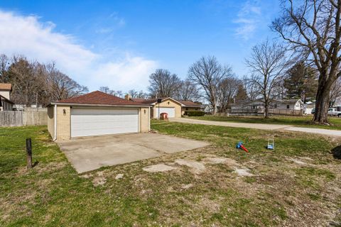 Tiny photo for 408 E Victory Street, Sidney, IL 61877 (MLS # 12604040)