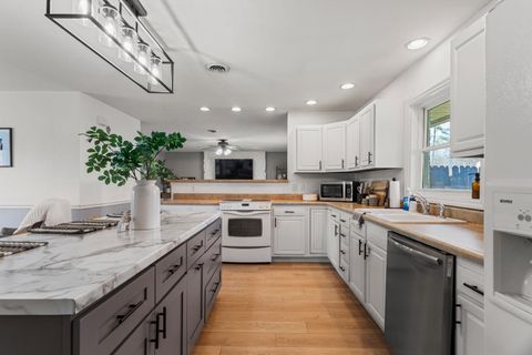 Tiny photo for 408 E Victory Street, Sidney, IL 61877 (MLS # 12604040)