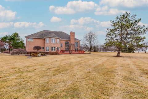 Tiny photo for 37181 N Fox Hill Drive, Wadsworth, IL 60083 (MLS # 12555657)