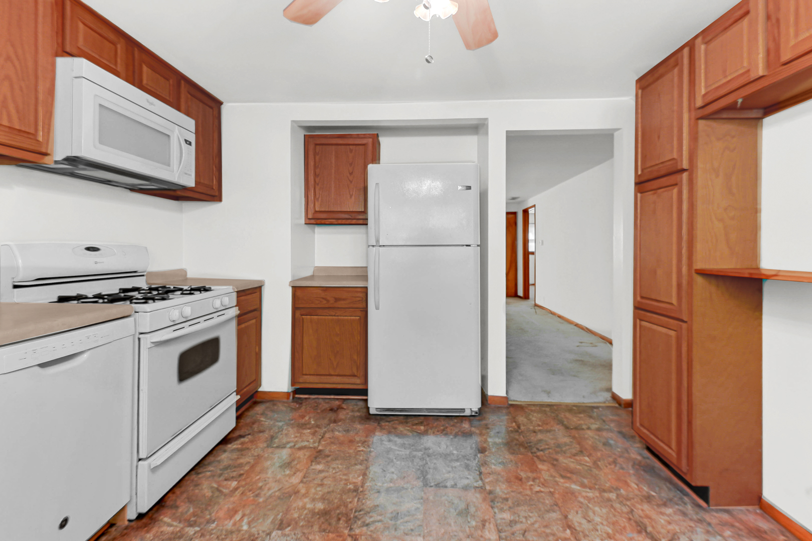 12718 E METCALF Avenue