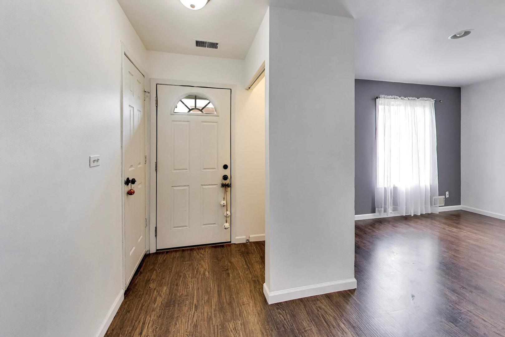 5B Fernwood Drive 5B