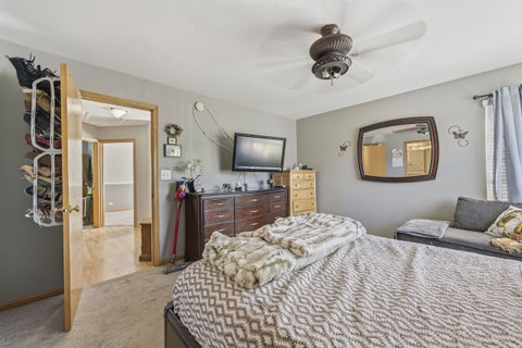 Tiny photo for 2814 IMPRESSIONS Drive #2814, Lake In The Hills, IL 60156 (MLS # 12634255)
