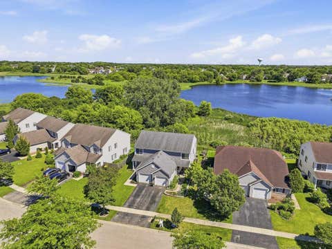 Tiny photo for 2814 IMPRESSIONS Drive #2814, Lake In The Hills, IL 60156 (MLS # 12634255)