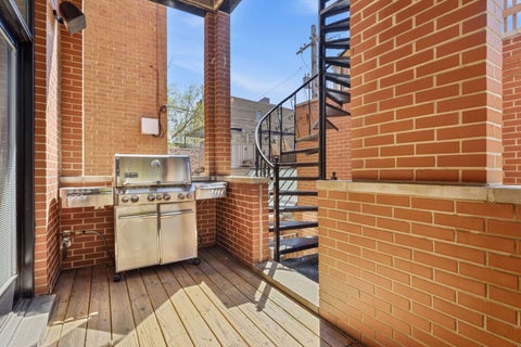 Tiny photo for 1816 N Hudson Avenue, Chicago, IL 60614 (MLS # 12354016)