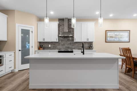 Tiny photo for 1311 Heights Court, Bettendorf, IA 52722 (MLS # 12704211)
