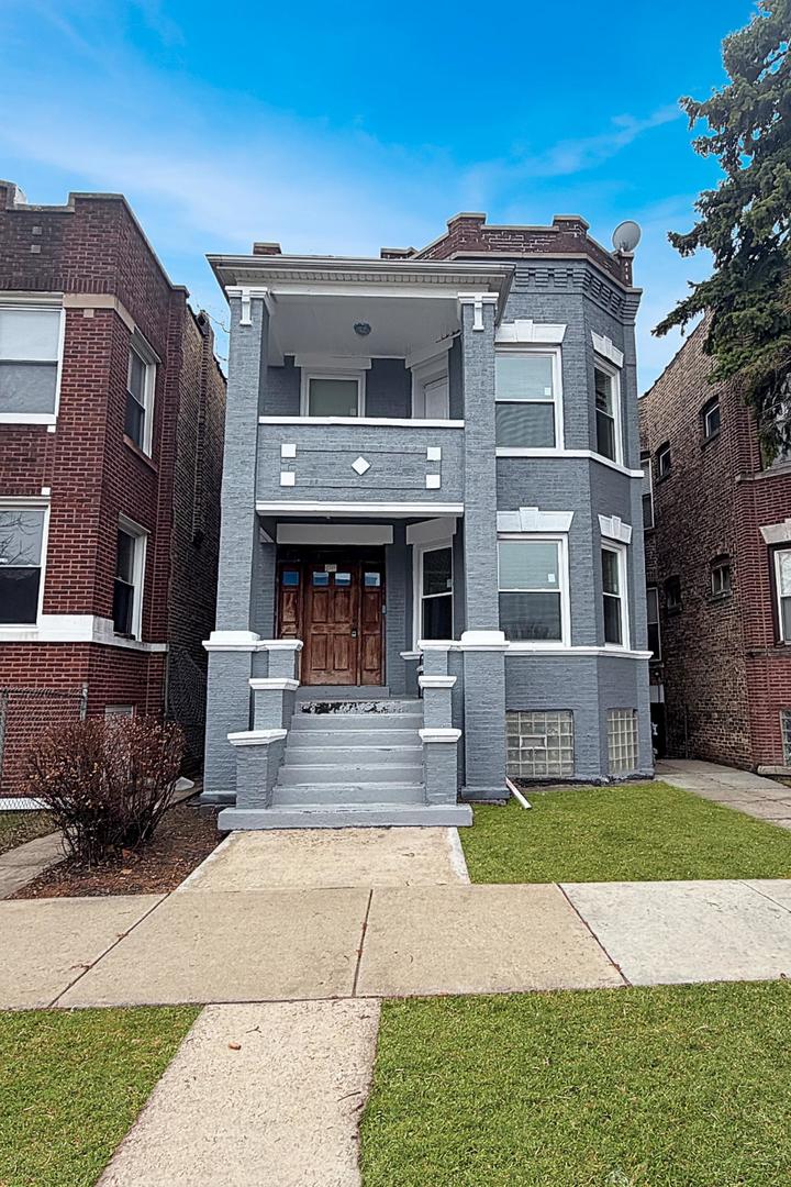 5317 W Van Buren Street
