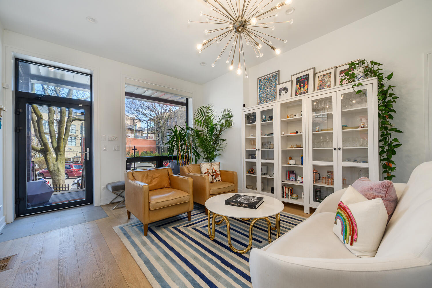 1528 N Elk Grove Avenue 1