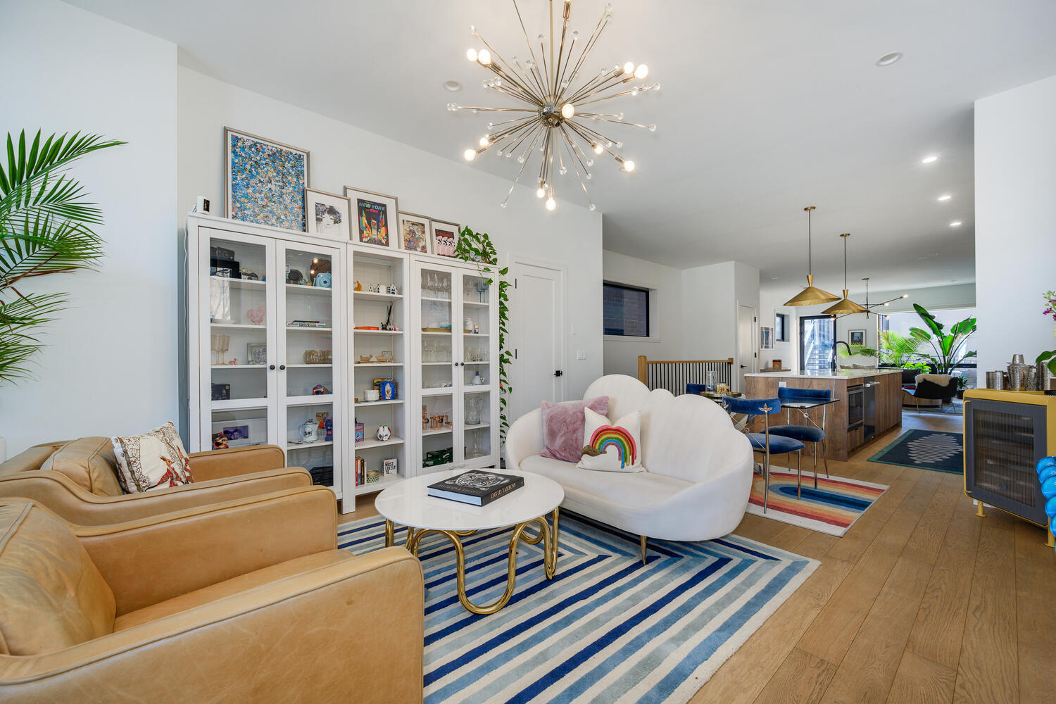 1528 N Elk Grove Avenue 1