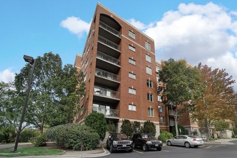 Tiny photo for 390 S Western Avenue #604, Des Plaines, IL 60016 (MLS # 12500974)