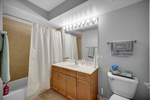 Tiny photo for 390 S Western Avenue #604, Des Plaines, IL 60016 (MLS # 12500974)