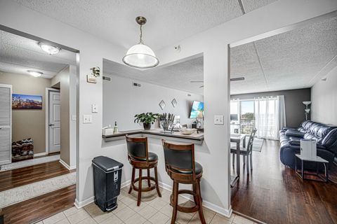 Tiny photo for 390 S Western Avenue #604, Des Plaines, IL 60016 (MLS # 12500974)