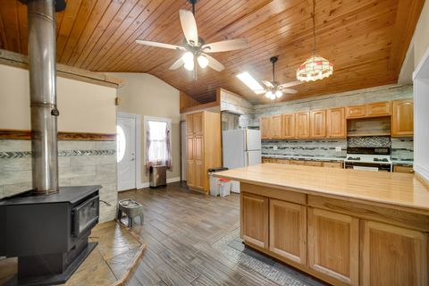 Tiny photo for 14020 S Green Bay Avenue, Burnham, IL 60633 (MLS # 12380814)