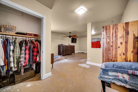 Tiny photo for 14020 S Green Bay Avenue, Burnham, IL 60633 (MLS # 12380814)