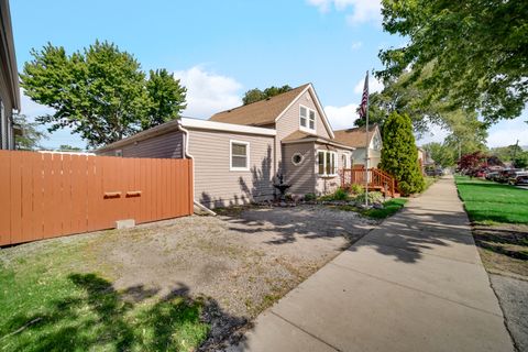 Tiny photo for 14020 S Green Bay Avenue, Burnham, IL 60633 (MLS # 12380814)