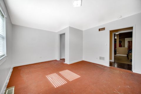 Tiny photo for 14020 S Green Bay Avenue, Burnham, IL 60633 (MLS # 12380814)