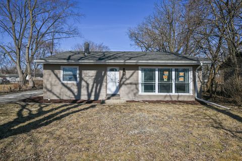 Photo of 15330 Cherry Lane, Markham, IL 60428 (MLS # 12579220)