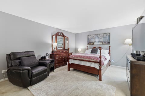 Tiny photo for 1492 CIRCLE Court, Elk Grove Village, IL 60007 (MLS # 12732485)