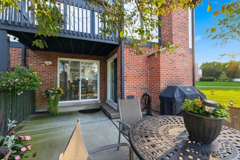 Tiny photo for 1492 CIRCLE Court, Elk Grove Village, IL 60007 (MLS # 12732485)
