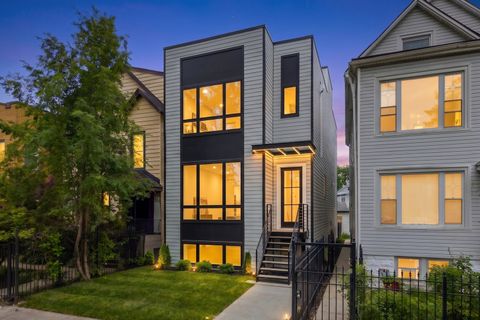 Photo of 1728 N Sawyer Avenue #B, Chicago, IL 60647 (MLS # 12675077)