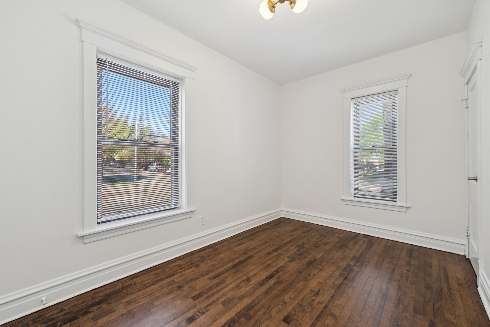 1338 W Hollywood Avenue 1