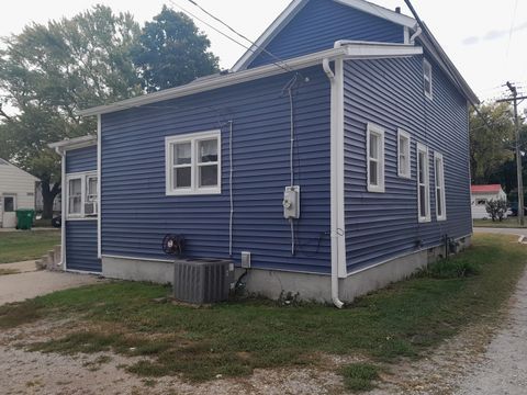 Tiny photo for 604 5th Street, Mendota, IL 61342 (MLS # 12477612)