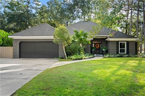 Photo of 2000 Ponderosa Place, Mandeville, LA 70448 (MLS # 12783543)