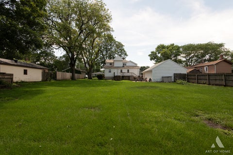 Tiny photo for 220 E 15th Street #1, Lockport, IL 60441 (MLS # 12697031)