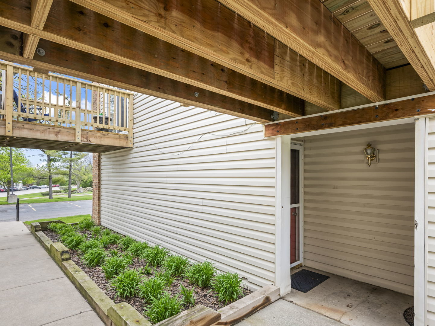 1870 HUNTINGTON Boulevard A