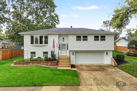 Tiny photo for 5909 El Morro Court, Oak Forest, IL 60452 (MLS # 12774013)