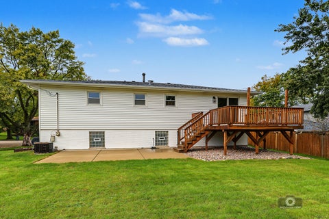 Tiny photo for 5909 El Morro Court, Oak Forest, IL 60452 (MLS # 12774013)